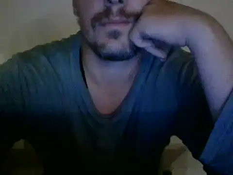 Snapshot of JohnDoe7586 chatting on January 2025 09:47:01 PM JohnDoe7586 online show from January 2025 09:47:01 PM