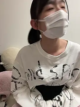 Snapshot of -Rinka- chatting on April 2026 01:09:02 PM -Rinka- online show from April 2026 01:09:02 PM