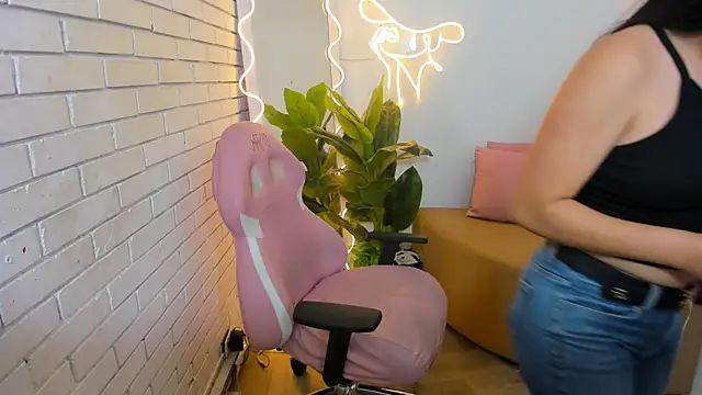 Chiara tay online show from February 2025 01:58:02 AM