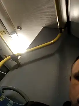 Snapshot of Kedarr97 chatting on April 2026 07:25:01 PM Kedarr97 online show from April 2026 07:25:01 PM