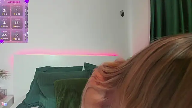 zoey marie online show from March 2025 12:33:02 PM