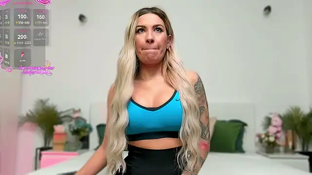 zoey marie online show from December 2025 03:29:01 PM