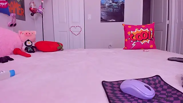 AngieDaniels1 online show from February 2025 12:44:02 PM