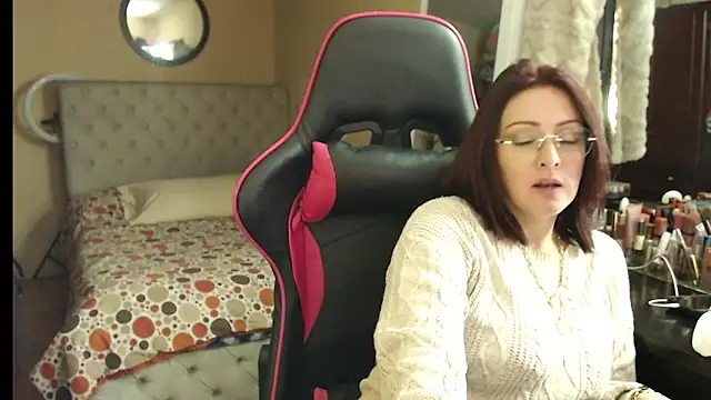 Snapshot of Carol_Scottt chatting on October 2025 08:42:01 AM Carol Scottt online show from October 2025 08:42:01 AM