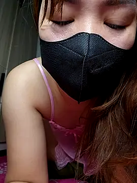 Lini Ery online show from September 2025 07:03:02 PM