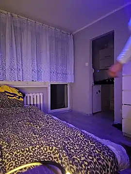 Snapshot of McdyllanXX chatting on March 2025 09:43:02 PM McdyllanXX online show from March 2025 09:43:02 PM