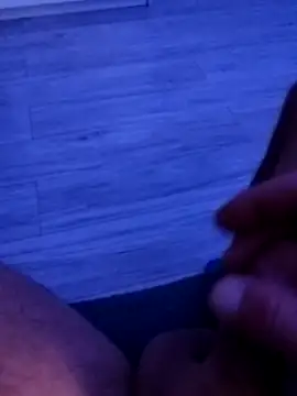 Snapshot of McdyllanXX chatting on September 2025 11:30:02 PM McdyllanXX online show from September 2025 11:30:02 PM