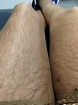 Snapshot of McdyllanXX chatting on November 2025 03:39:01 PM McdyllanXX online show from November 2025 03:39:01 PM