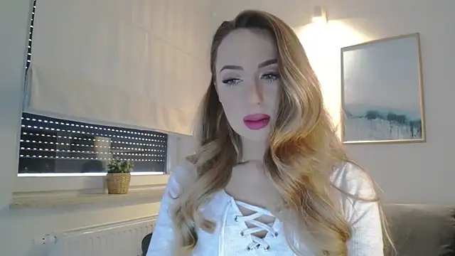 Snapshot of JulietteDiamond chatting on February 2025 03:21:01 PM JulietteDiamond online show from February 2025 03:21:01 PM
