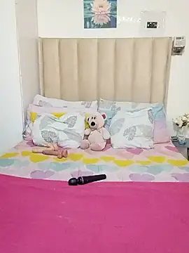 Snapshot of charmainexxx chatting on April 2026 04:01:01 PM charmainexxx online show from April 2026 04:01:01 PM