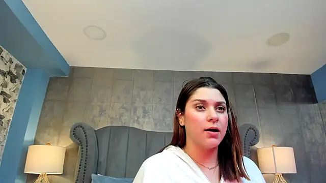 Snapshot of SophiaLaurens chatting on February 2025 05:08:01 AM SophiaLaurens online show from February 2025 05:08:01 AM