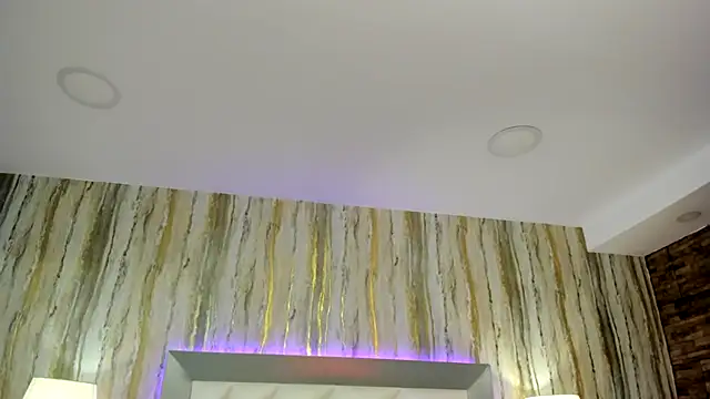 Snapshot of SophiaLaurens chatting on February 2025 03:10:02 PM SophiaLaurens online show from February 2025 03:10:02 PM