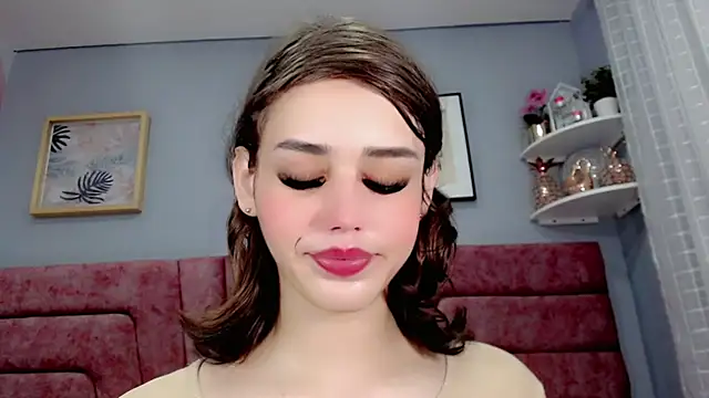 ValeriaAguilar online show from December 2024 03:54:02 PM