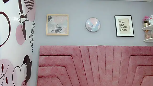 ValeriaAguilar online show from February 2025 10:42:01 PM