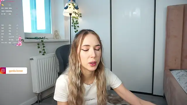 Snapshot of heidas_dream chatting on September 2025 06:17:01 AM heidas dream online show from September 2025 06:17:01 AM