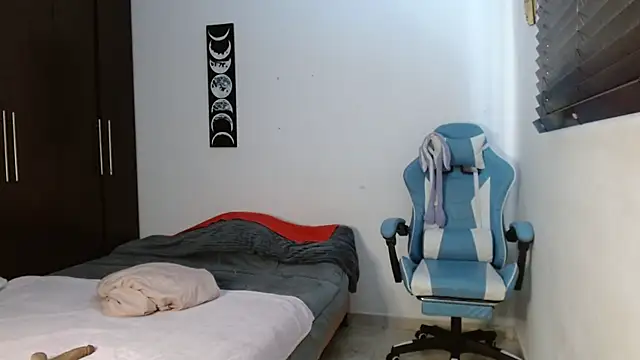 TokioStar online show from December 2024 01:14:01 PM