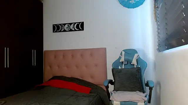 TokioStar online show from March 2025 01:20:02 PM