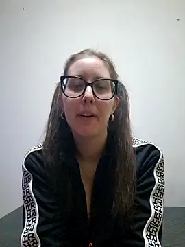 Snapshot of Sarah459 chatting on September 2025 07:06:02 PM Sarah459 online show from September 2025 07:06:02 PM