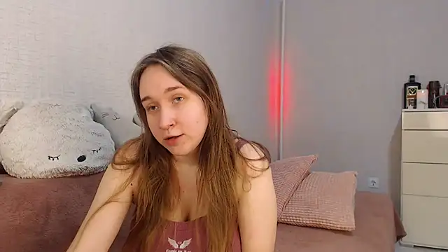 lovely hayley online show from February 2025 09:28:01 PM