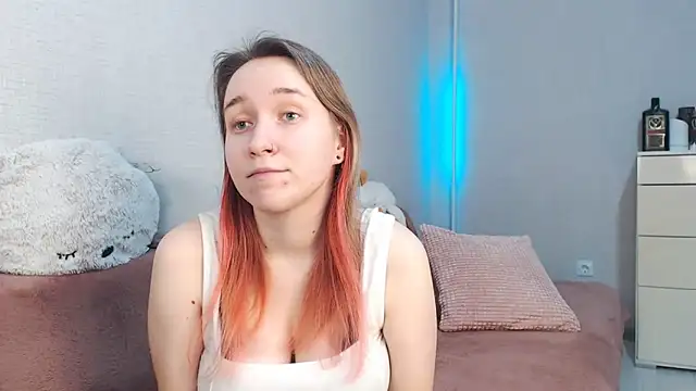 Snapshot of lovely_hayley chatting on March 2026 09:19:02 PM lovely hayley online show from March 2026 09:19:02 PM