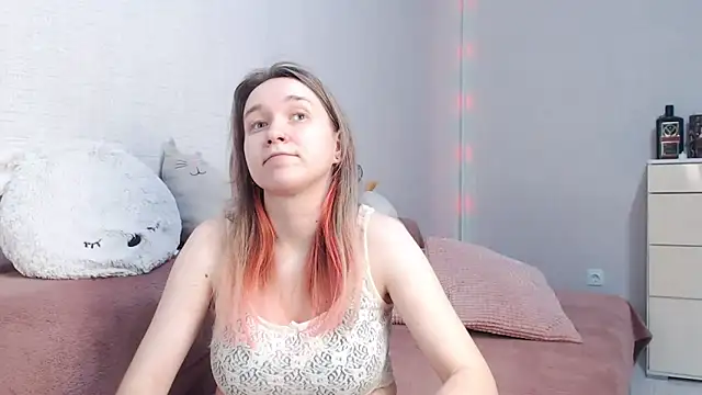Snapshot of lovely_hayley chatting on April 2026 09:01:01 PM lovely hayley online show from April 2026 09:01:01 PM
