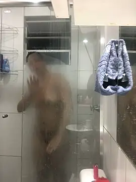 bellinii07 online show from February 2025 04:05:02 AM