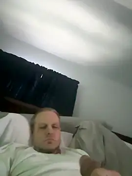 Snapshot of VixyGang chatting on January 2026 06:23:01 PM VixyGang online show from January 2026 06:23:01 PM