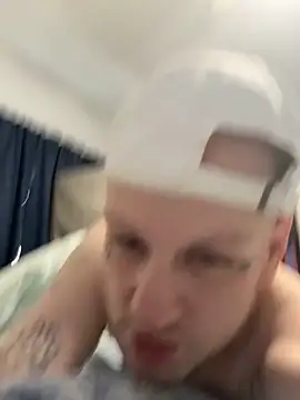 Snapshot of VixyGang chatting on February 2026 02:24:02 PM VixyGang online show from February 2026 02:24:02 PM