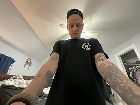 Snapshot of VixyGang chatting on March 2026 04:35:01 PM VixyGang online show from March 2026 04:35:01 PM