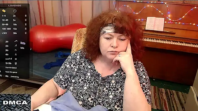 Snapshot of RoseRed69 chatting on March 2025 08:10:02 AM RoseRed69 online show from March 2025 08:10:02 AM