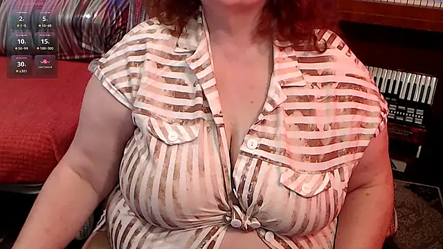 Snapshot of RoseRed69 chatting on February 2026 05:16:02 AM RoseRed69 online show from February 2026 05:16:02 AM