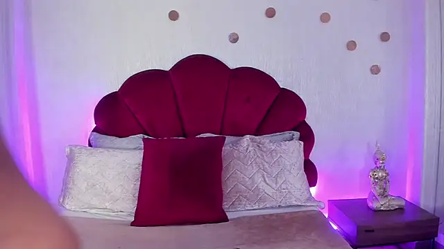 Snapshot of AndreaPink2024 chatting on April 2026 01:15:02 PM AndreaPink2024 online show from April 2026 01:15:02 PM