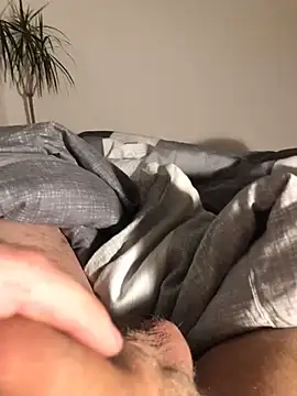 Snapshot of wixxer872302 chatting on December 2024 09:37:02 PM wixxer872302 online show from December 2024 09:37:02 PM