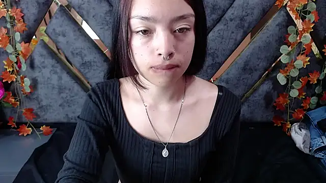 Sofia Mirandaa18 online show from March 2025 01:38:02 PM