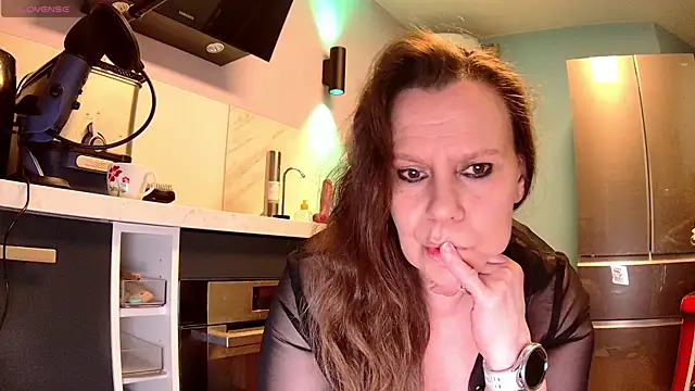 Snapshot of Endrocleia chatting on January 2025 08:03:02 PM Endrocleia online show from January 2025 08:03:02 PM