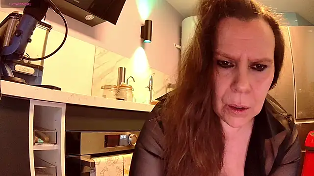 Snapshot of Endrocleia chatting on January 2025 08:17:02 PM Endrocleia online show from January 2025 08:17:02 PM