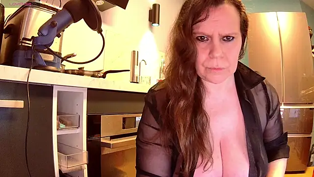 Snapshot of Endrocleia chatting on February 2025 10:31:01 PM Endrocleia online show from February 2025 10:31:01 PM