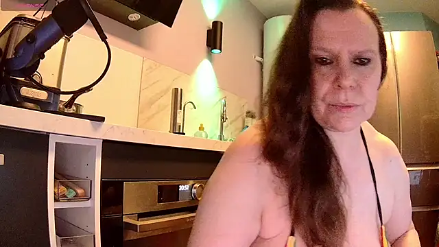 Snapshot of Endrocleia chatting on March 2025 07:53:01 PM Endrocleia online show from March 2025 07:53:01 PM