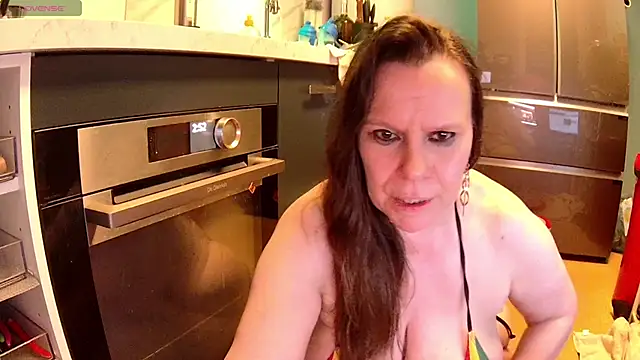 Snapshot of Endrocleia chatting on March 2025 01:56:02 AM Endrocleia online show from March 2025 01:56:02 AM