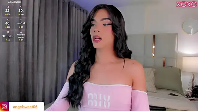 Snapshot of ANGELL06 chatting on October 2025 04:55:01 AM ANGELL06 online show from October 2025 04:55:01 AM