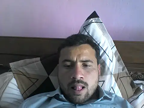 Snapshot of lallantoplonda chatting on February 2026 07:43:02 AM lallantoplonda online show from February 2026 07:43:02 AM