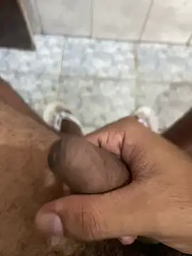 Snapshot of gomespauz chatting on February 2025 01:44:01 PM gomespauz online show from February 2025 01:44:01 PM