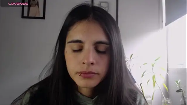 alma violeta online show from March 2025 03:18:01 PM