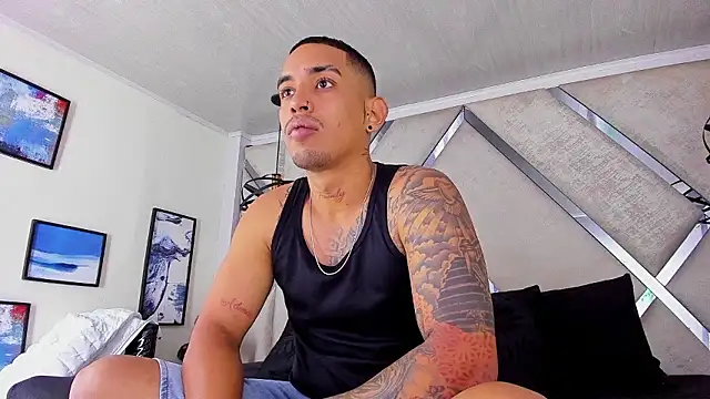 Snapshot of Damian09_ chatting on January 2026 08:56:01 PM Damian09 online show from January 2026 08:56:01 PM