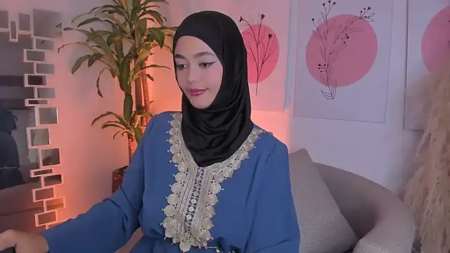 Snapshot of azzahara069 chatting on March 2026 12:14:02 AM azzahara069 online show from March 2026 12:14:02 AM