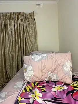 HornyxLadie online show from October 2025 11:25:02 PM