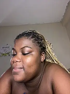 Snapshot of HornyxLadie chatting on June 2026 02:05:02 AM HornyxLadie online show from June 2026 02:05:02 AM
