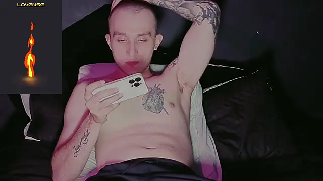 Snapshot of Dylanwhite23_ chatting on January 2026 09:46:01 PM Dylanwhite23 online show from January 2026 09:46:01 PM