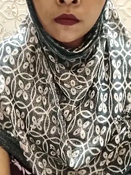 Indian-Nazia online show from September 2025 07:51:02 PM