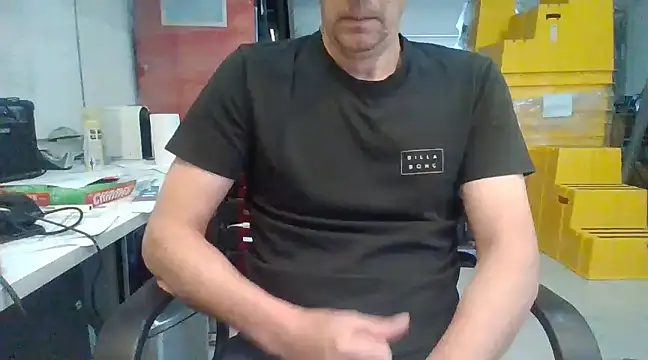 Snapshot of Raimundo1971 chatting on December 2024 01:42:02 PM Raimundo1971 online show from December 2024 01:42:02 PM